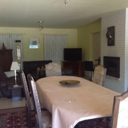 Villa Villa *