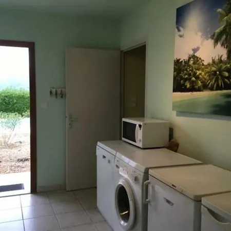 Villa *